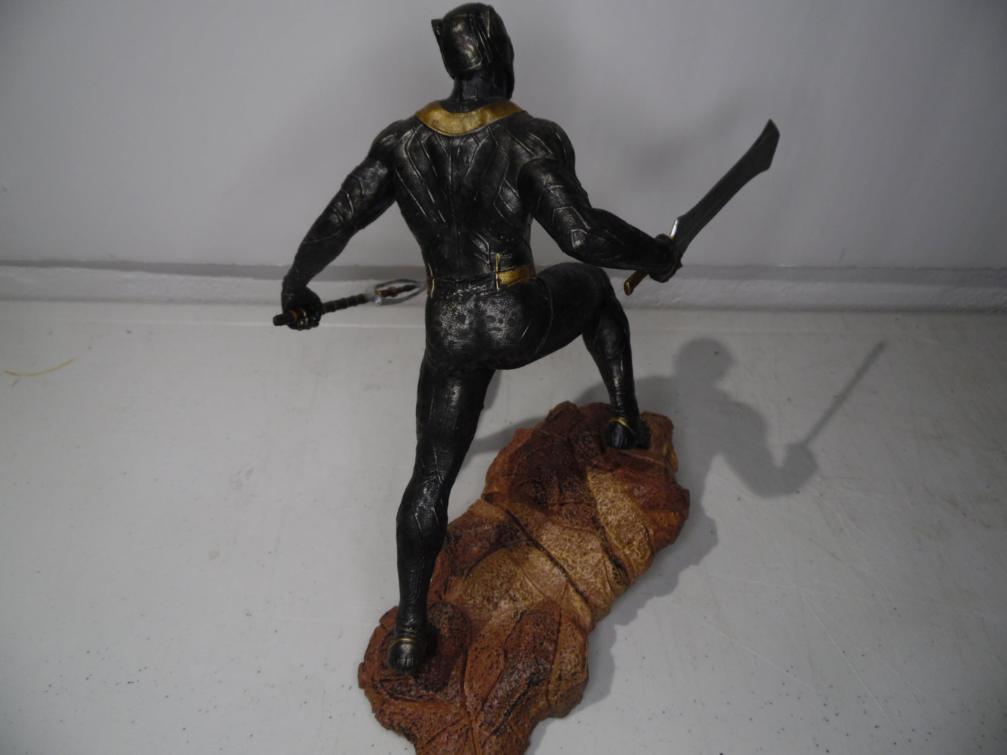Diamond Select Toys Marvel Studios Gallery 9" Killmonger! Black Panther PVC Figure