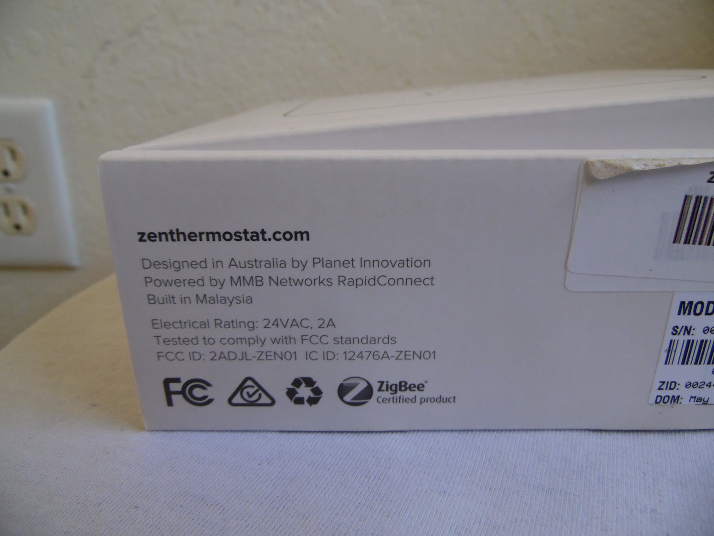 Zen Thermostat Model # Zen-01 Black Open Box