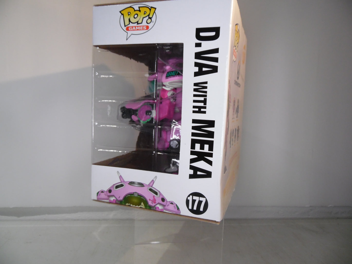 D.Va with MEKA Pop! Vinyl, Pop! Games Overwatch 6-Inch #177 Vinyl Figure
