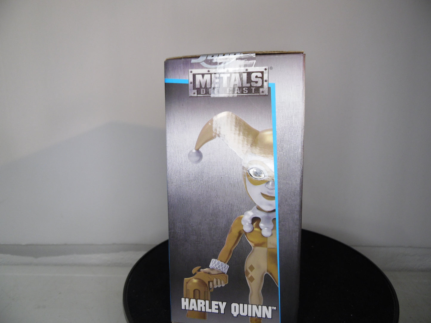 Suicide Squad Harley Quinn Heavy Diecast Metal Gold Figure M396