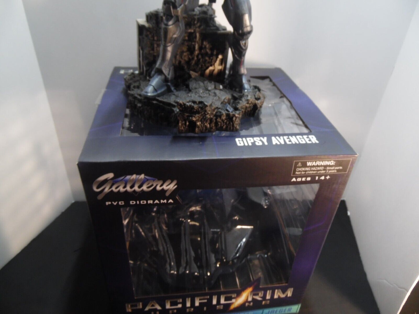 Pacific Rim Uprising Gallery Gipsy Avenger 10 Inch PVC Figure