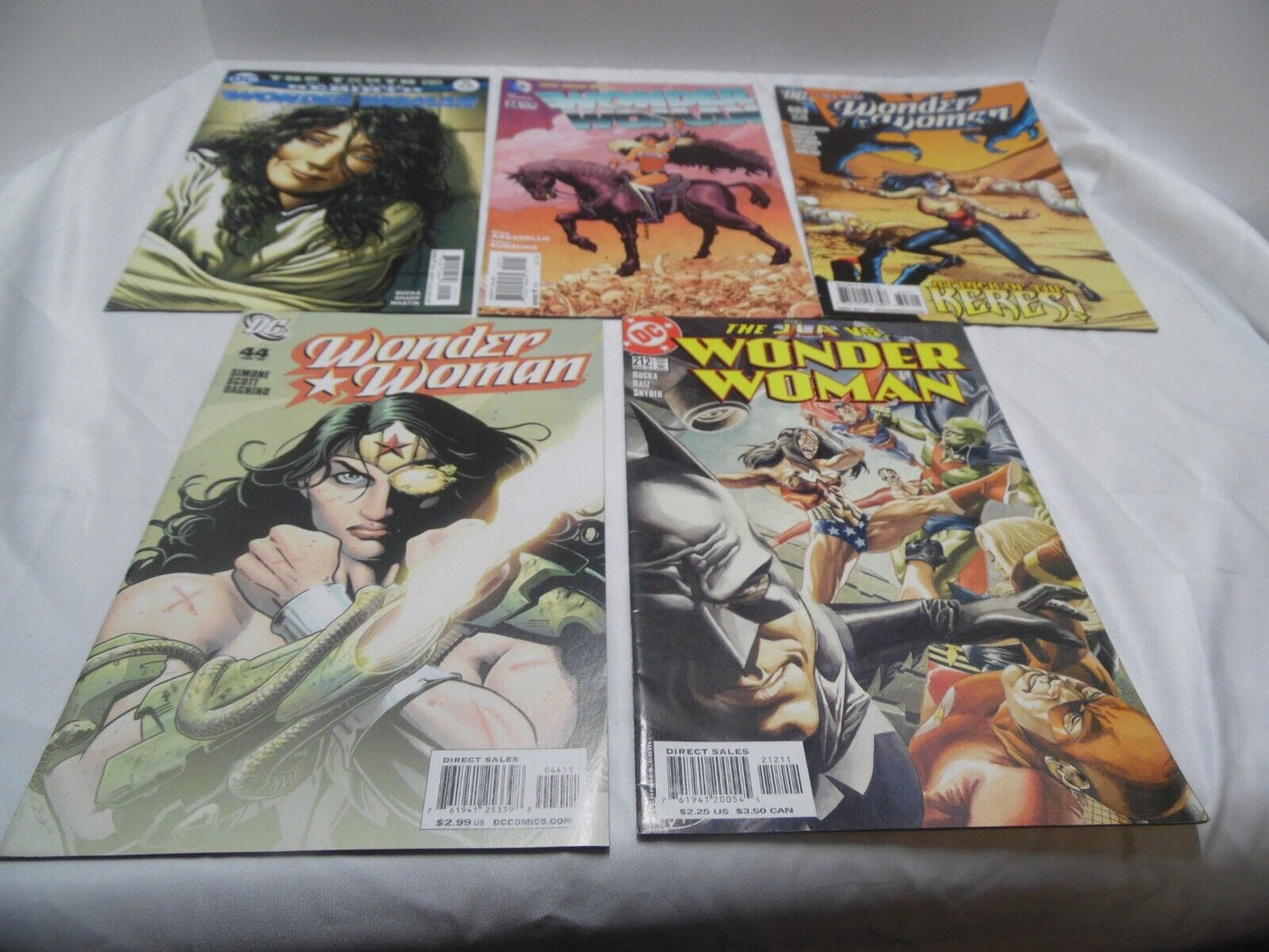 Wonder Woman Lot of 5 Different DC Comic Books 2005-2017 Issues # 15,603,24,212,