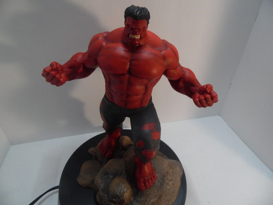 Red Hulk Marvel Gallery Diorama Diamond Select PVC Statue
