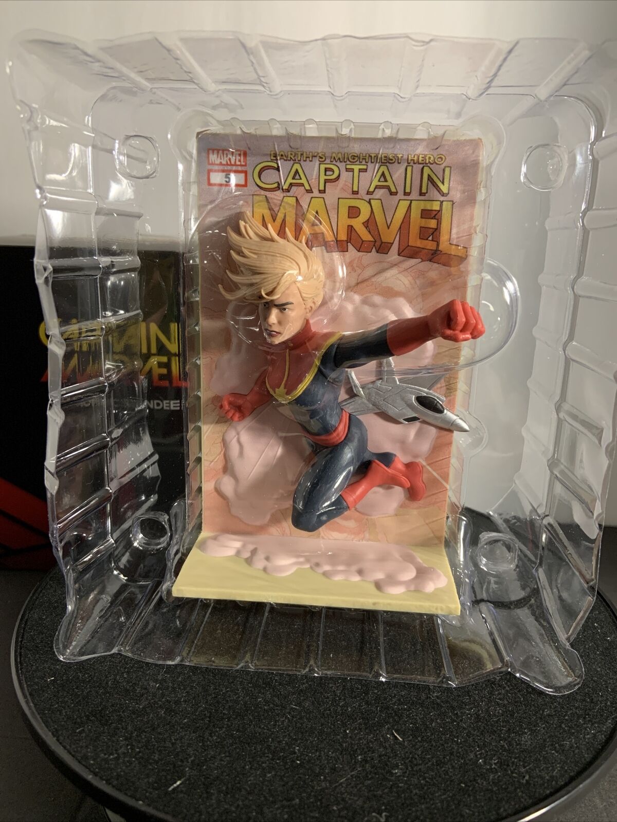 NIB Captain Marvel Collectible Figure #5- 3D Comic Standee - Lootcrate